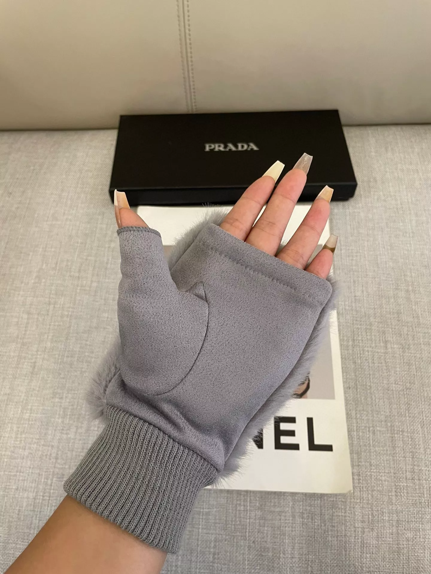 prada gants pour femme s_127a74b4